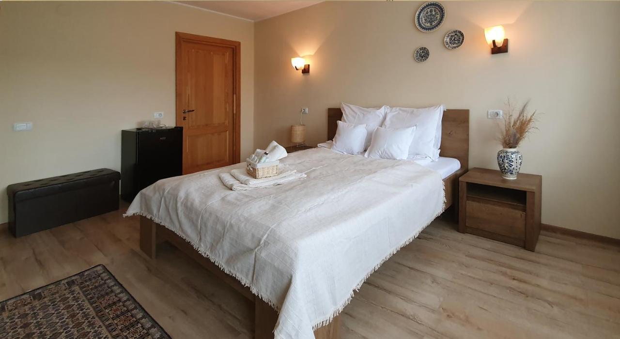 Casa Romaneasca Curtea de Argeş Zewnętrze zdjęcie