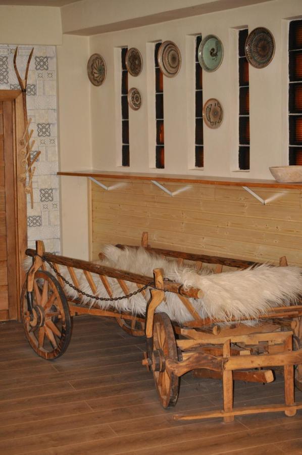 Casa Romaneasca Curtea de Argeş Zewnętrze zdjęcie